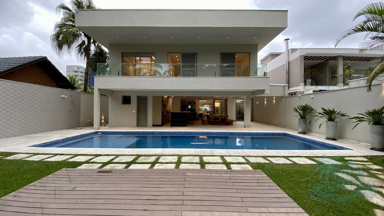 Casa — foto 1 de 53