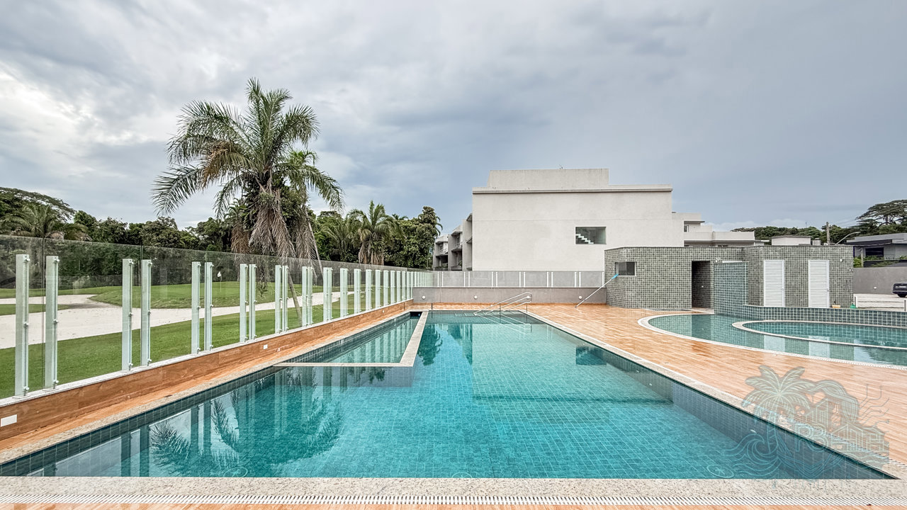 Casa em Condomínio — foto 1 de 57